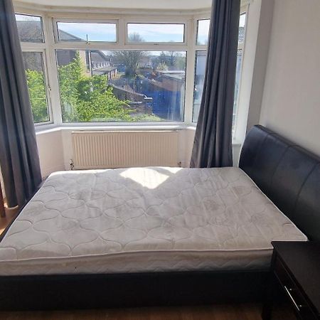Ritz Place 3 Northolt  Zewnętrze zdjęcie